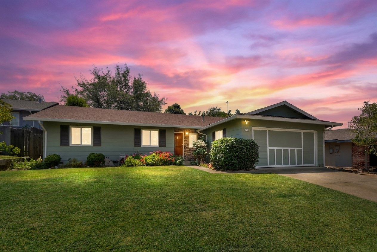 6910 Pintado Ct interior, photo 1 of 14